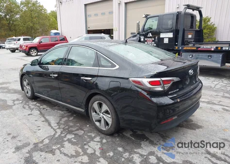 2016 Hyundai Sonata Hybrid Limited из США, поврежденный, VIN KMHE34L16GA012632